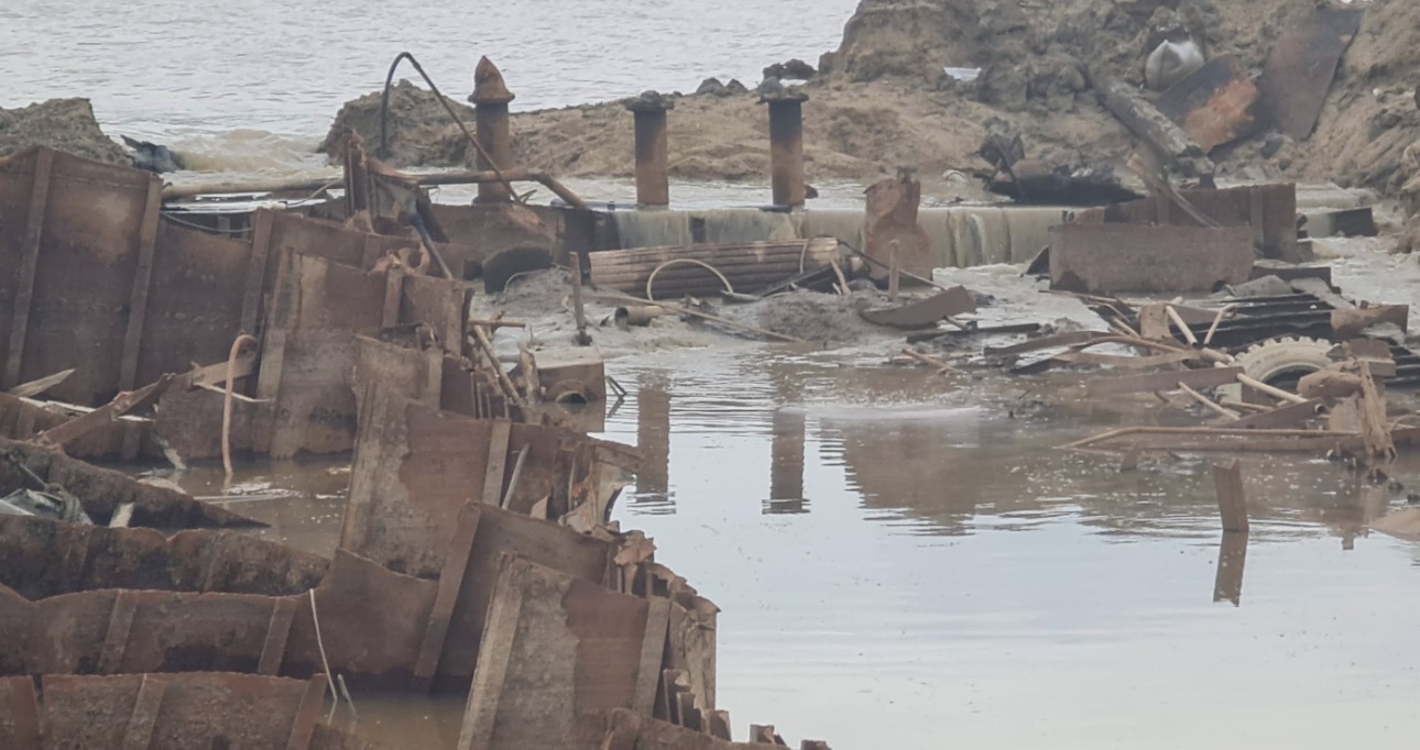 Kota Bahru Dredger Removal