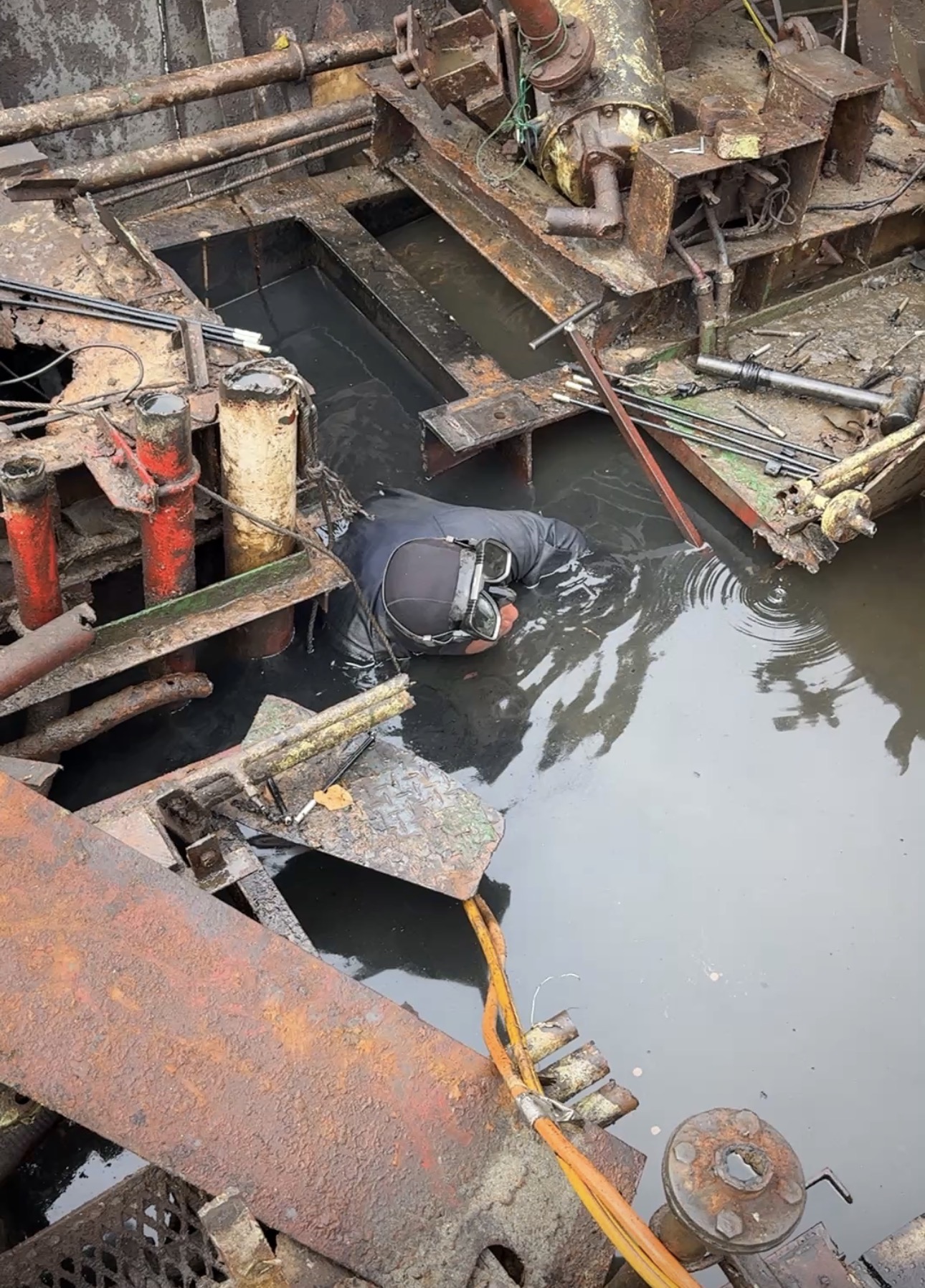 Galoc Wreck Removal